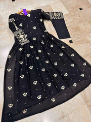 2 Pcs - Sequence Boti With Thread Zarri Work On Sleeves, Front Body Maxi With Trouser