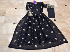 2 Pcs - Sequence Boti With Thread Zarri Work On Sleeves, Front Body Maxi With Trouser