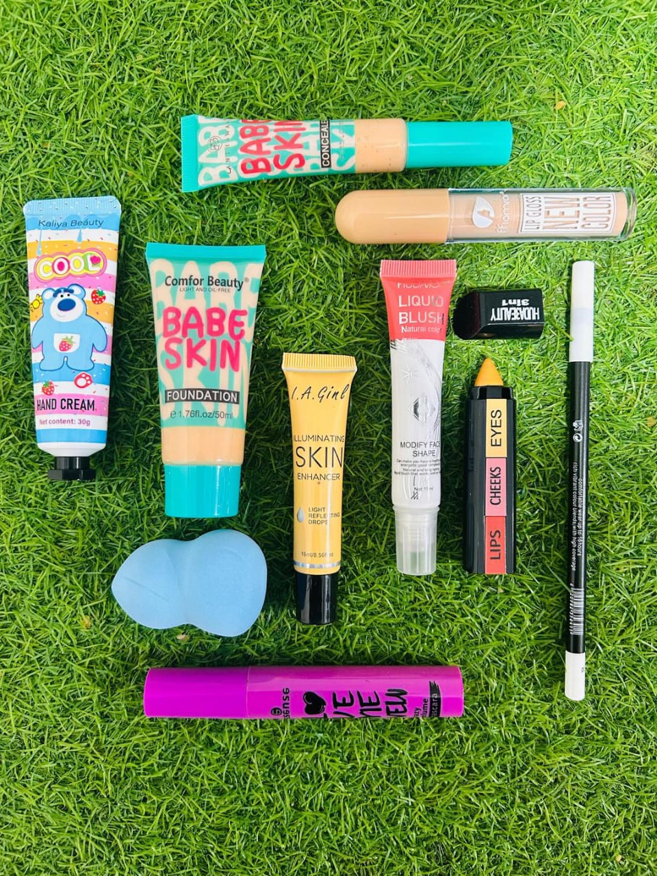 10 in 1 Makeup Accessories Deals