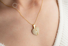 Fancy Beautiful Coustomize Gold Plated Zircon Openable Heart❤️ Angle Wings Pendants For Her😍😍